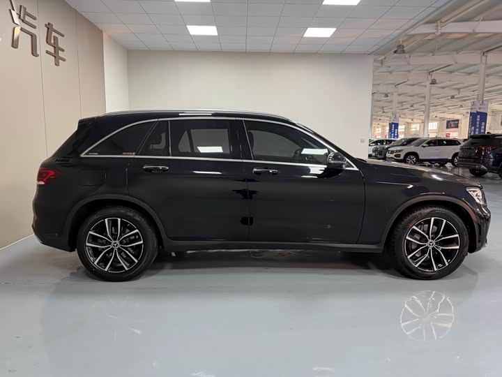 Фото 8 - Mercedes-Benz GLC-Class