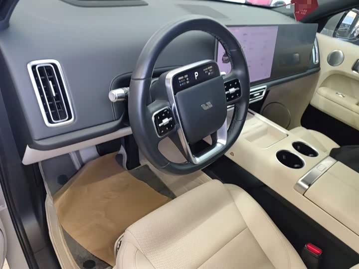 Фото 11 - LiXiang L6