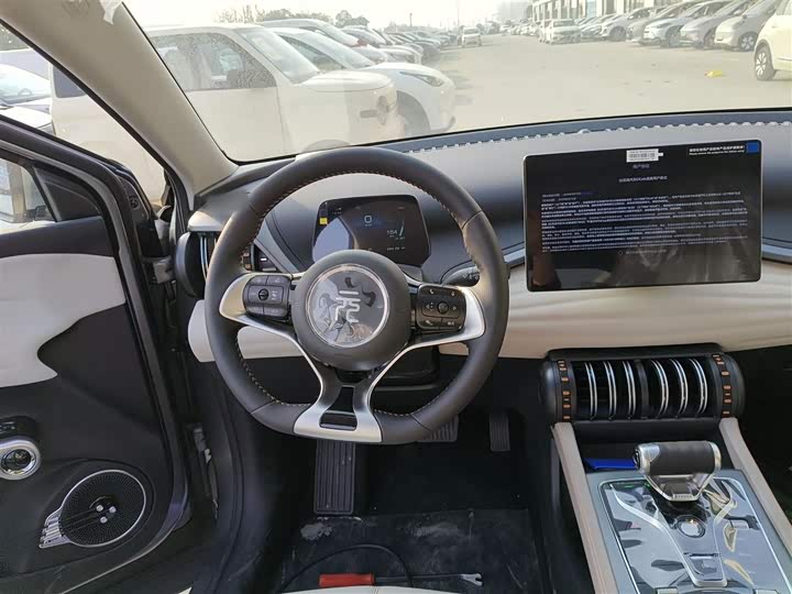 Фото 11 - BYD Yuan Plus