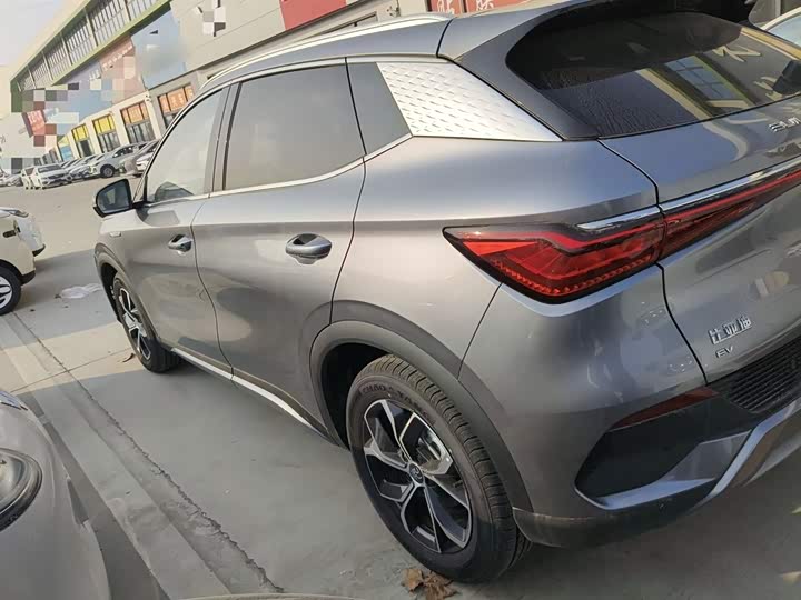 Фото 5 - BYD Yuan Plus