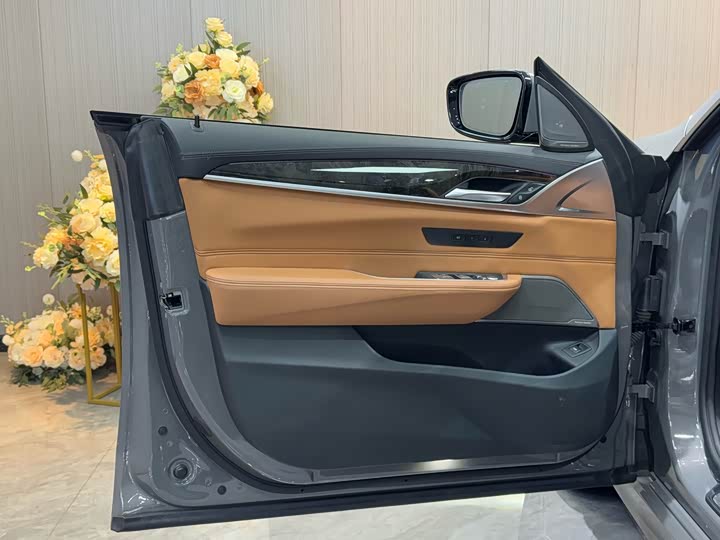 Фото 13 - BMW 6 Series GT