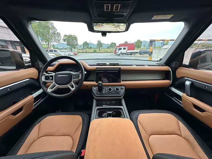 Фото 7 - Land Rover Defender