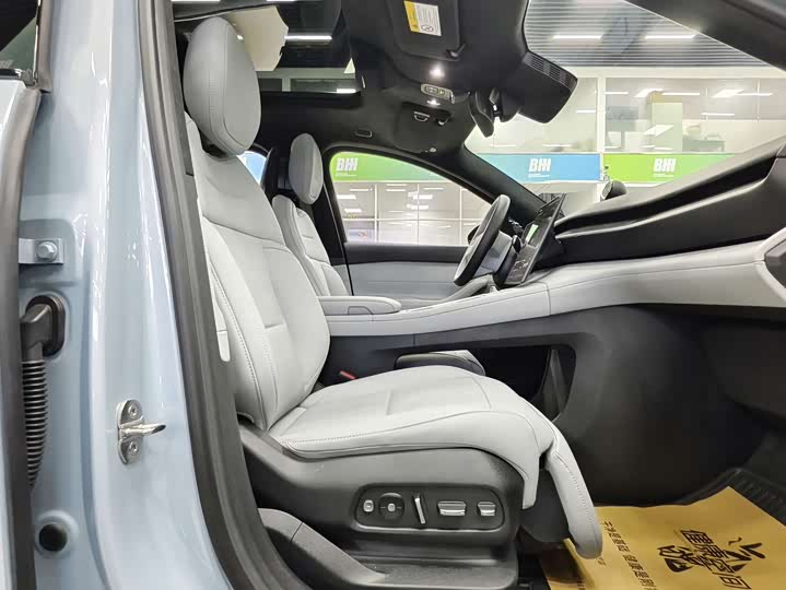 Фото 10 - Nio ES6