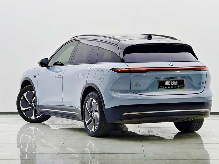 Фото 4 - Nio ES6