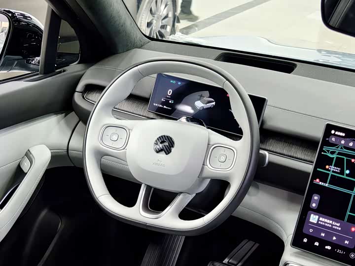 Фото 7 - Nio ES6