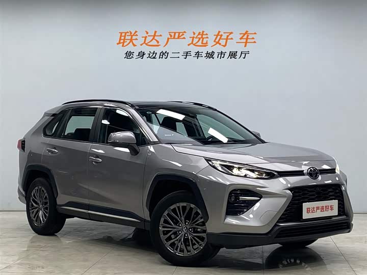 Фото 21 - Toyota Wildlander