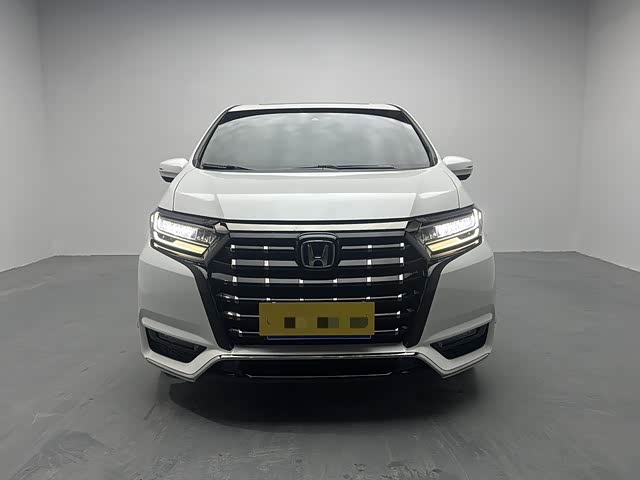 Фото 2 - Honda Elysion