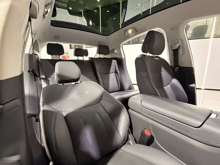 Фото 8 - XPeng G6