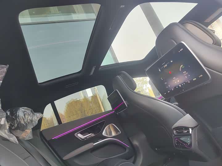 Фото 13 - Mercedes-Benz EQS AMG