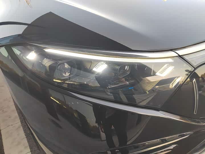 Фото 17 - Mercedes-Benz EQS AMG