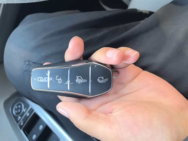 Фото 9 - BYD Dolphin