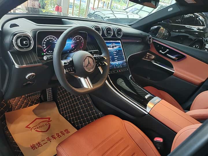 Фото 10 - Mercedes-Benz GLC-Class