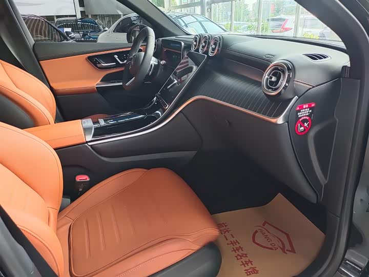 Фото 12 - Mercedes-Benz GLC-Class