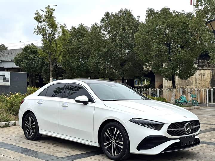 Фото 3 - Mercedes-Benz A-Class