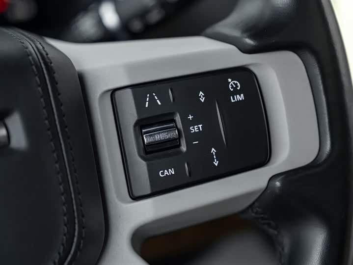 Фото 41 - Land Rover Defender