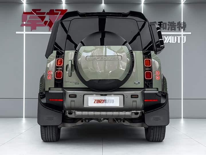 Фото 6 - Land Rover Defender