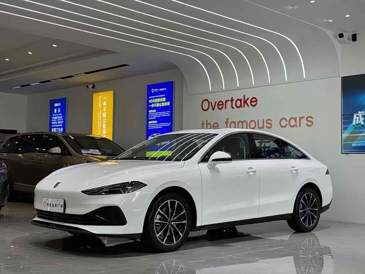 Фото 1 - Roewe D7