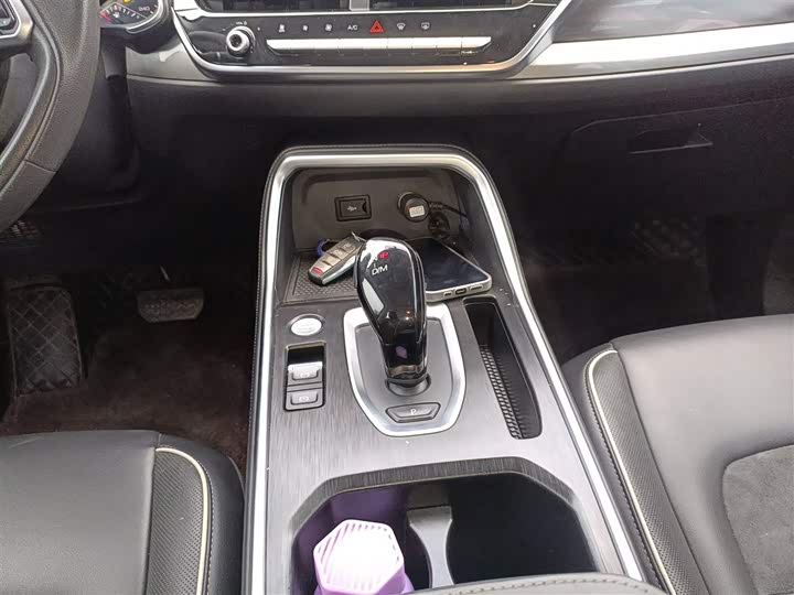 Фото 14 - Haval H6