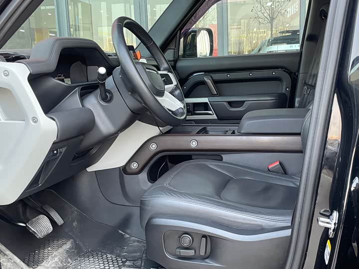 Фото 3 - Land Rover Defender