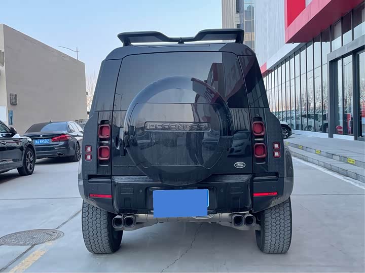 Фото 7 - Land Rover Defender