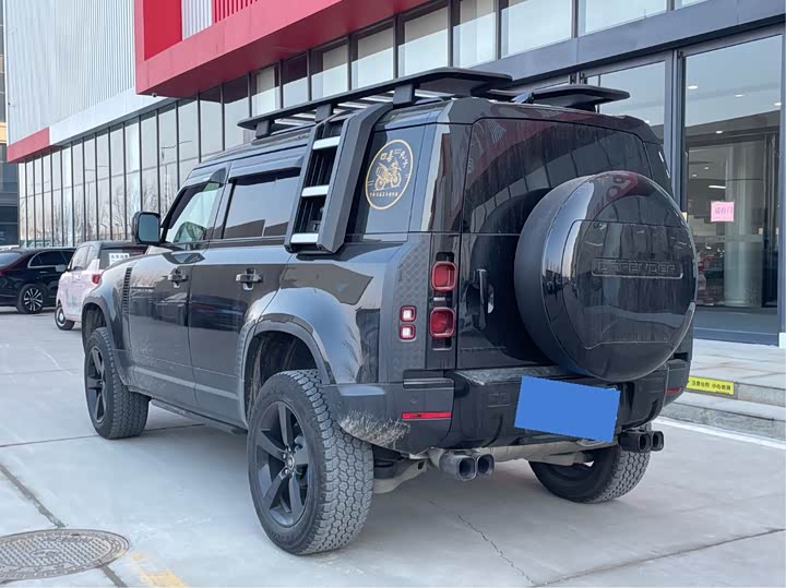 Фото 8 - Land Rover Defender