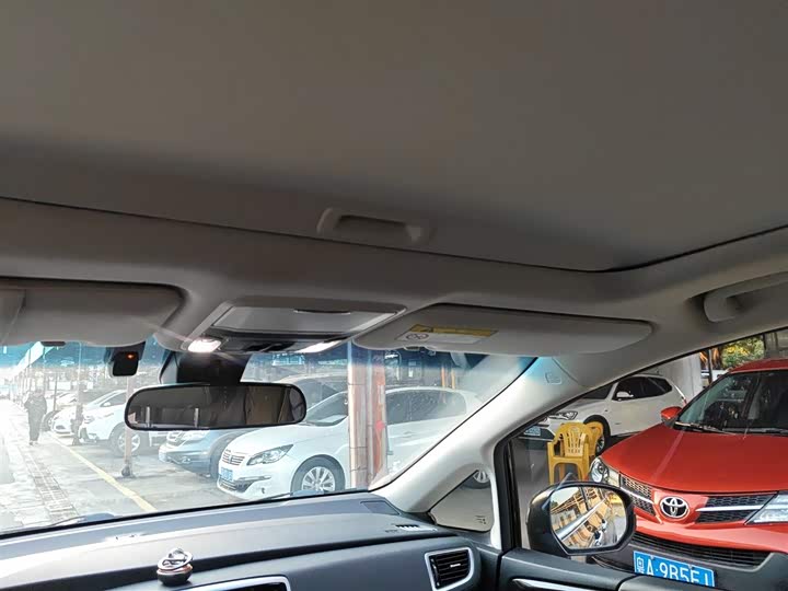 Фото 18 - Honda Odyssey