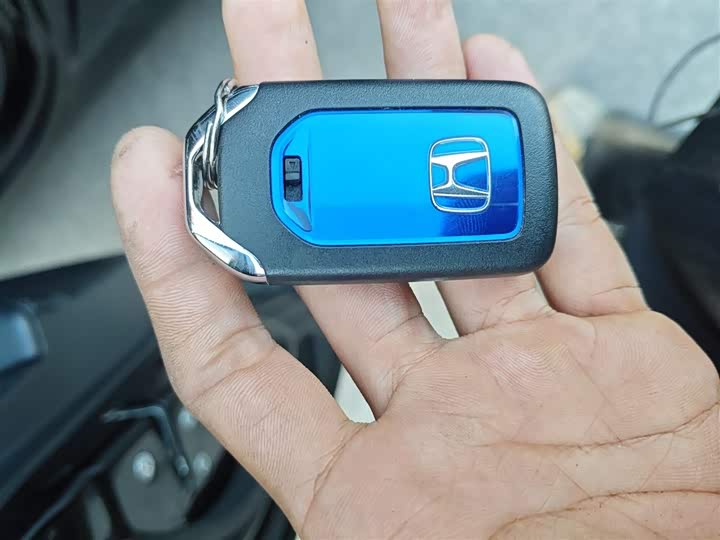 Фото 9 - Honda Odyssey