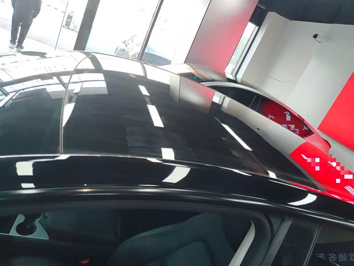 Фото 27 - Tesla Model Y