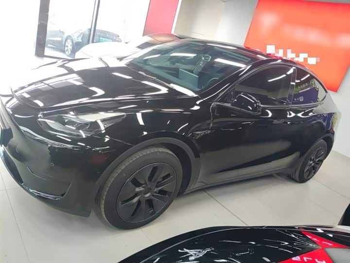 Фото 5 - Tesla Model Y