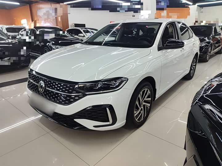 Фото 1 - Volkswagen Lavida