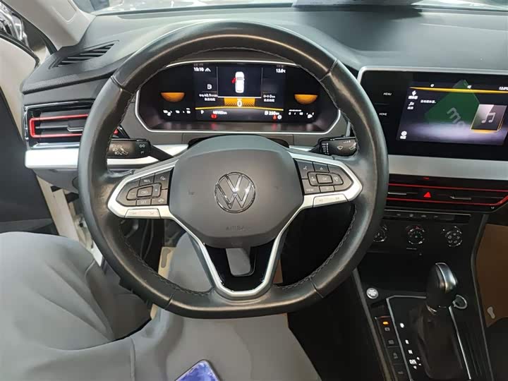 Фото 11 - Volkswagen Lavida