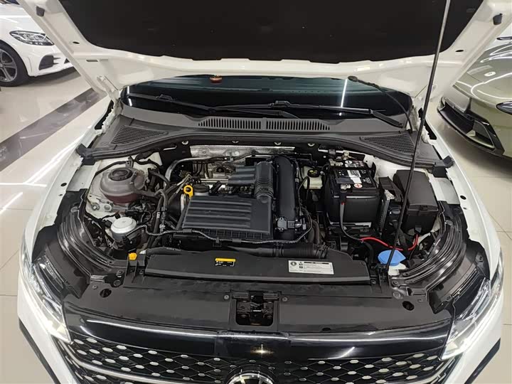 Фото 20 - Volkswagen Lavida