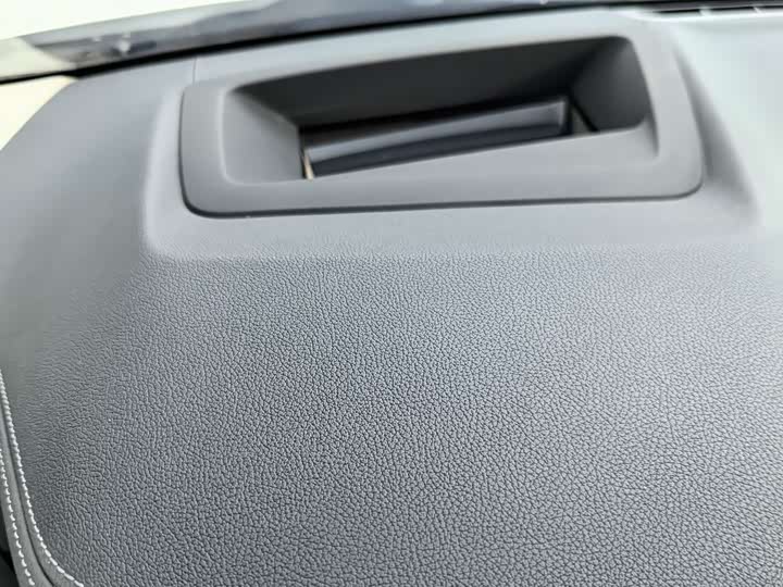 Фото 10 - BMW iX3