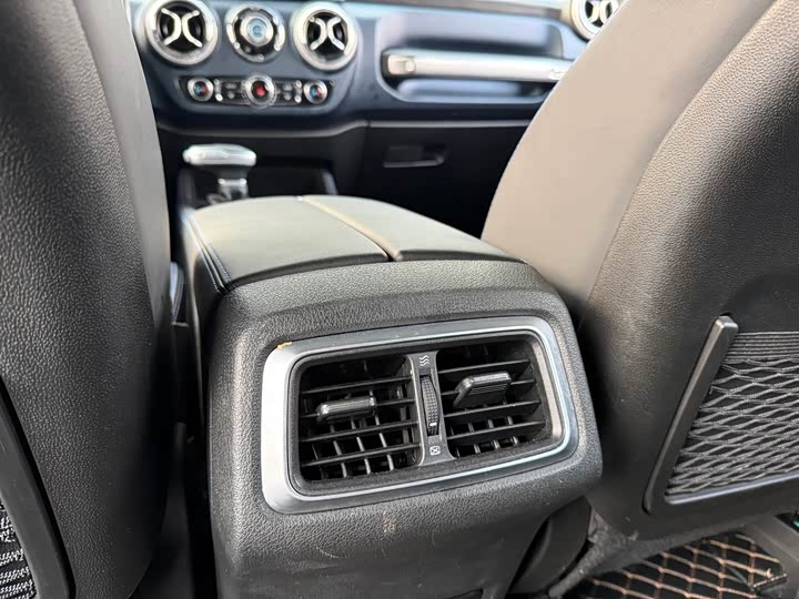 Фото 21 - BAIC Beijing BJ40