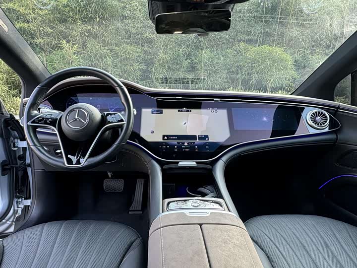 Фото 7 - Mercedes-Benz EQS