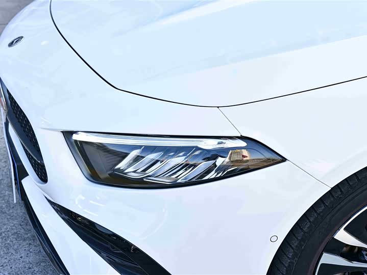 Фото 11 - Mercedes-Benz A-Class