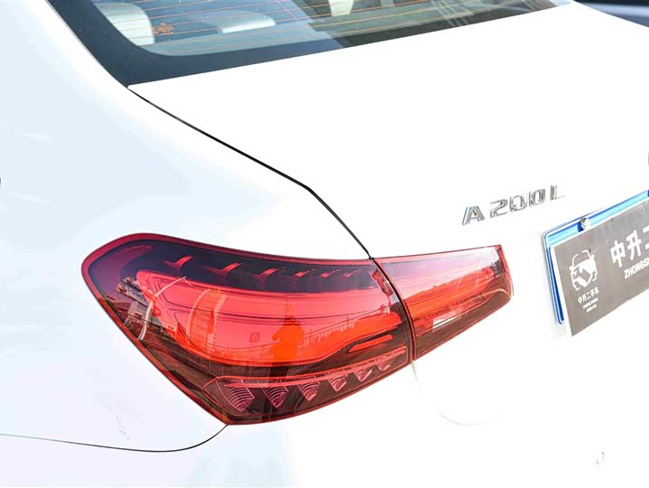 Фото 12 - Mercedes-Benz A-Class