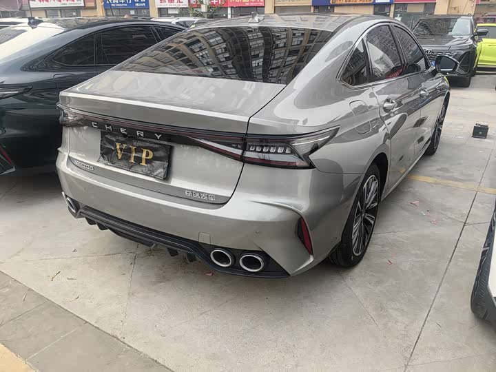 Фото 14 - Chery Arrizo 8