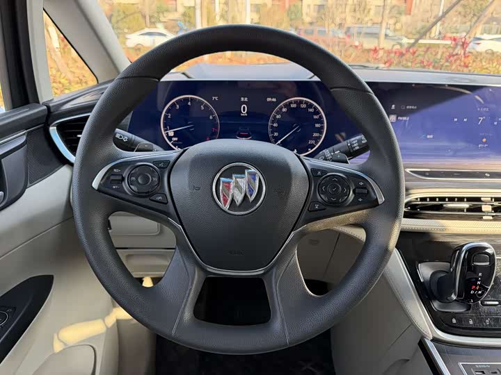 Фото 16 - Buick GL8 ES