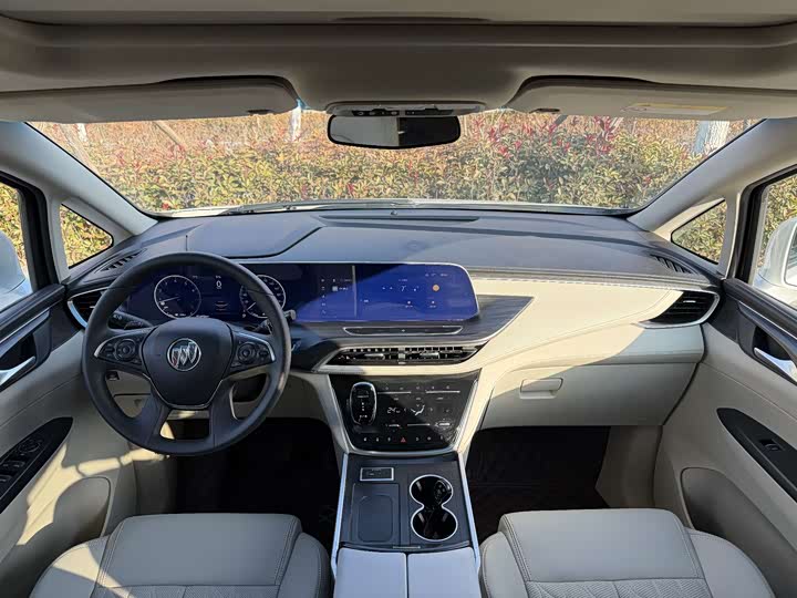 Фото 17 - Buick GL8 ES