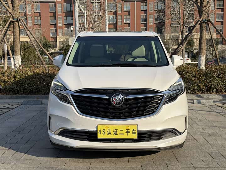 Фото 2 - Buick GL8 ES