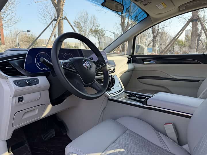 Фото 25 - Buick GL8 ES