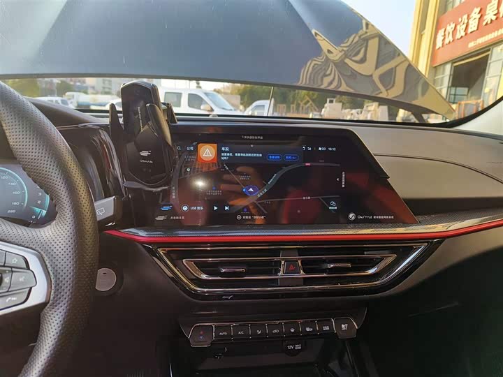 Фото 13 - Changan Oshan X5