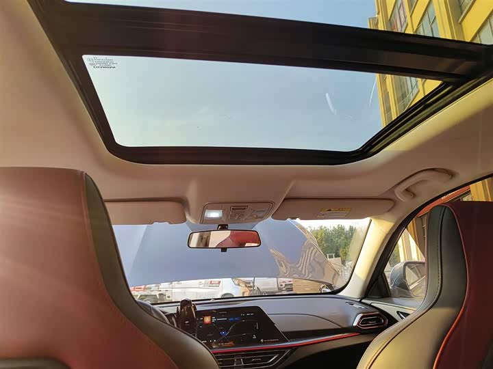 Фото 18 - Changan Oshan X5