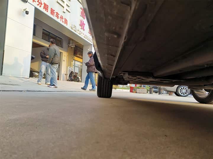 Фото 21 - Changan Oshan X5