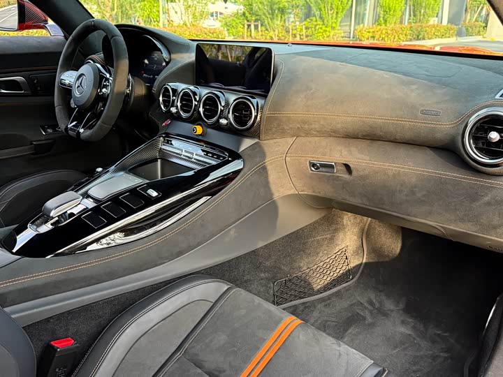 Фото 4 - Mercedes-Benz AMG GT