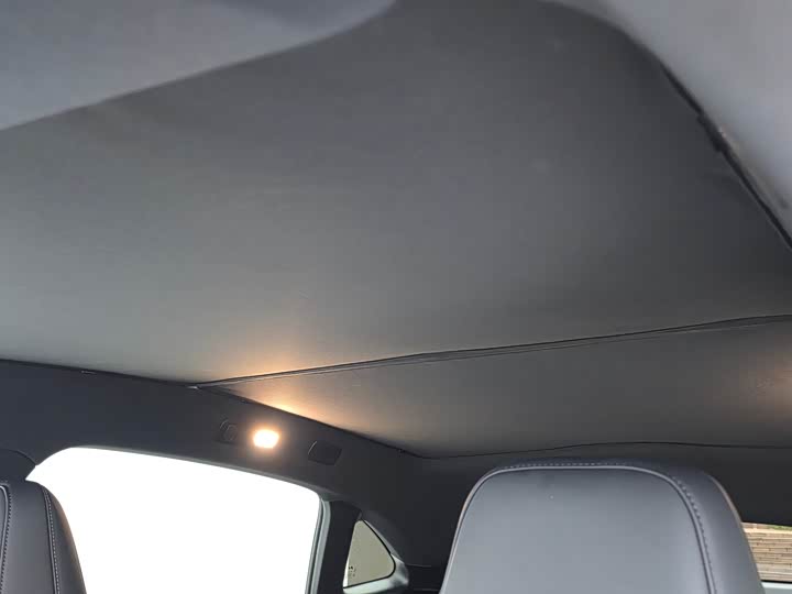 Фото 18 - Nio Onvo L60