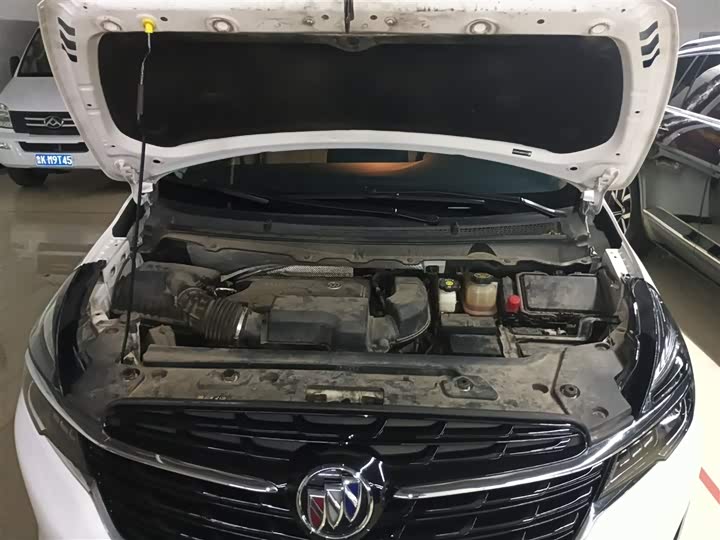 Фото 20 - Buick GL8 ES