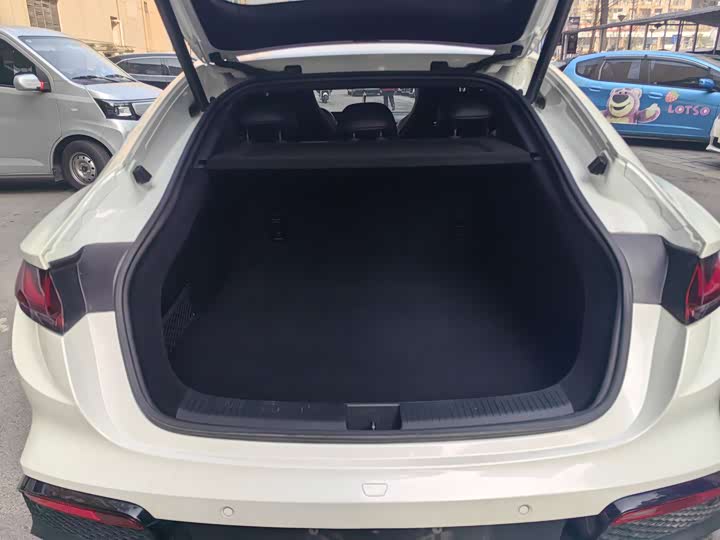 Фото 15 - MG Motor 7