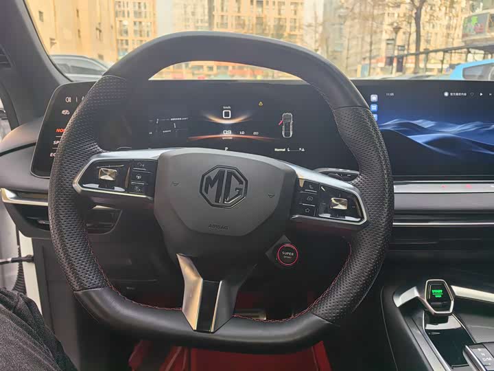 Фото 7 - MG Motor 7